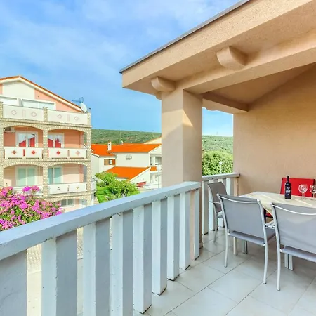 Hana Apartment